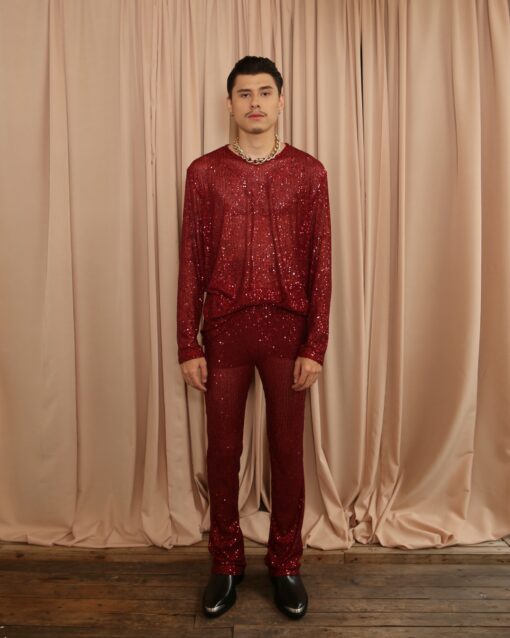 Red sequin embroidery set.
